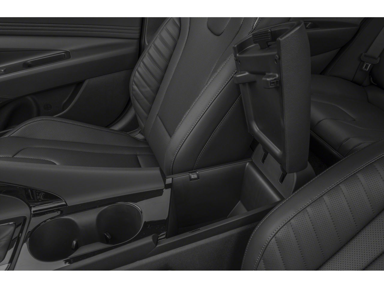 2024 Hyundai Elantra Limited IVT