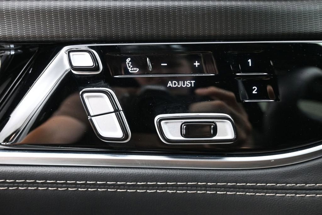 2024 Jeep Grand Wagoneer Series II Obsidian