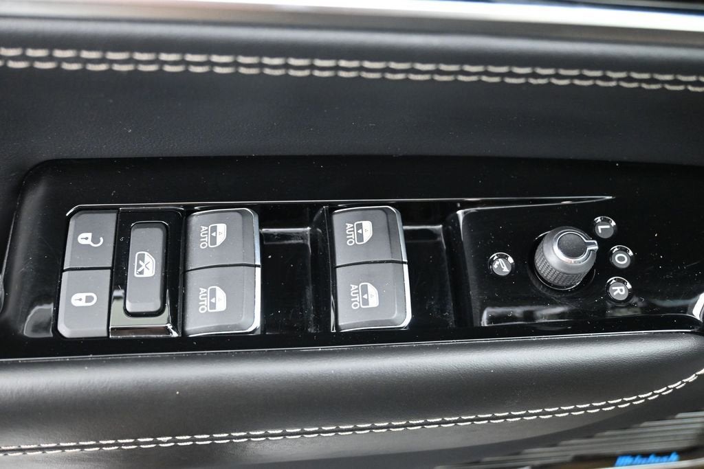 2024 Jeep Grand Wagoneer Series II Obsidian
