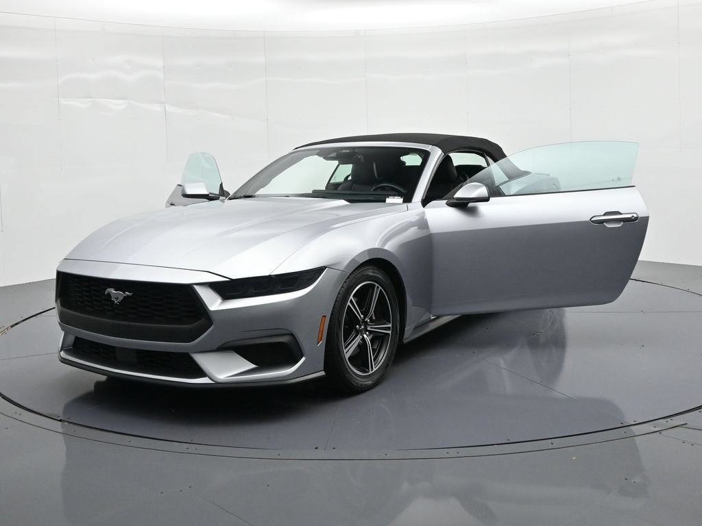 2025 Ford Mustang EcoBoost