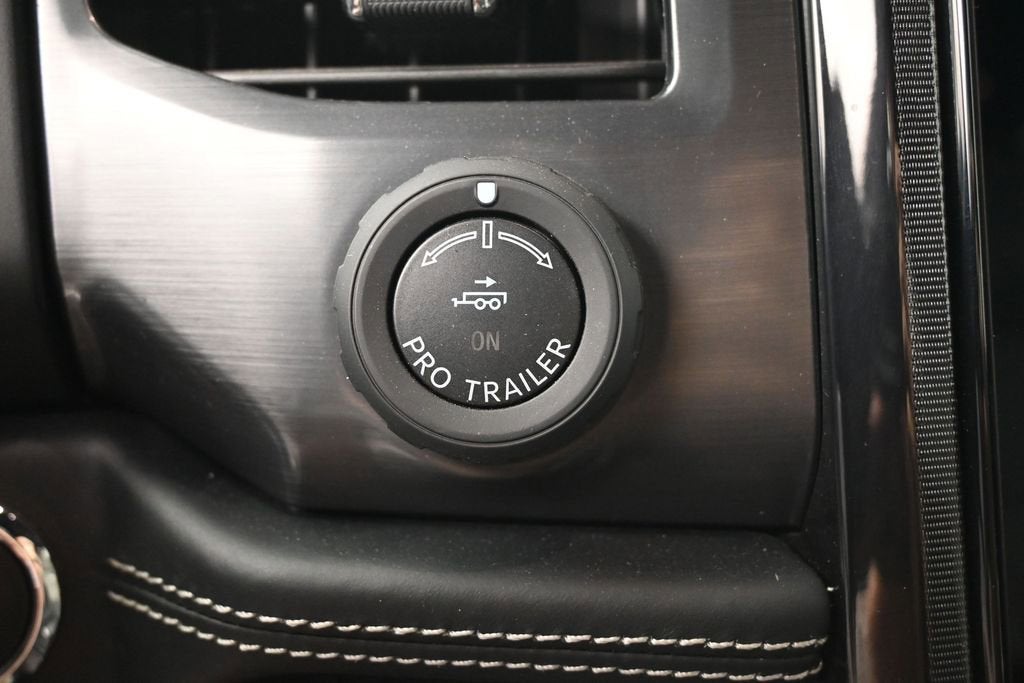 2023 Ford F-150 Lightning Pro