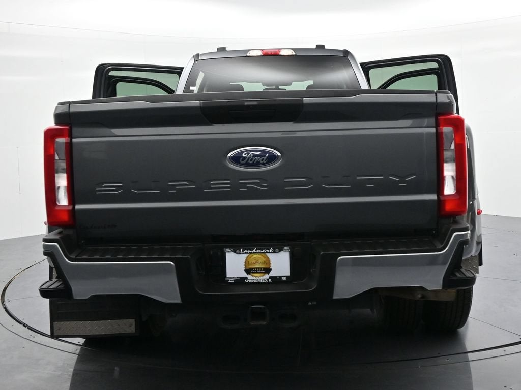 2025 Ford Super Duty F-350 DRW XL