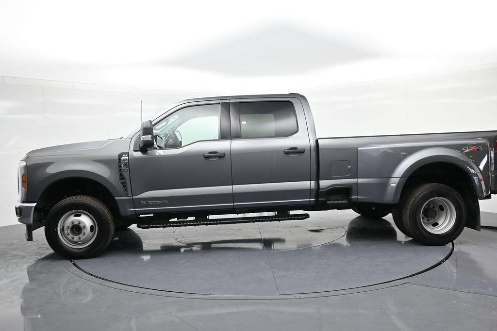 2025 Ford Super Duty F-350 DRW XL
