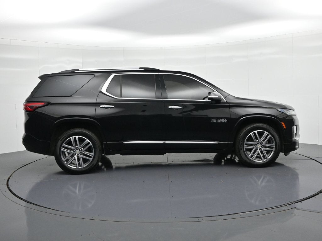 2023 Chevrolet Traverse High Country