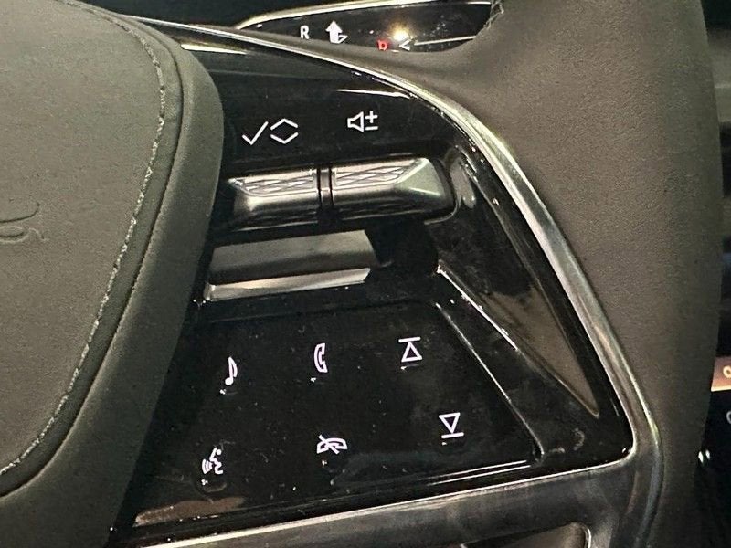 2026 Cadillac VISTIQ Premium Luxury