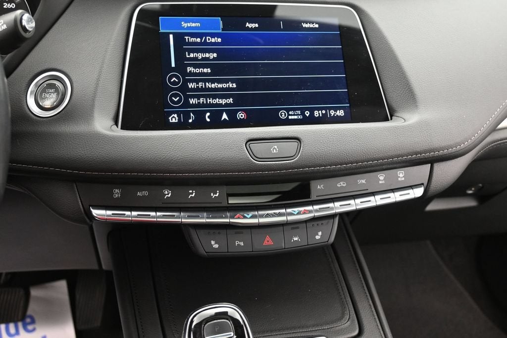 2023 Cadillac XT4 Premium Luxury