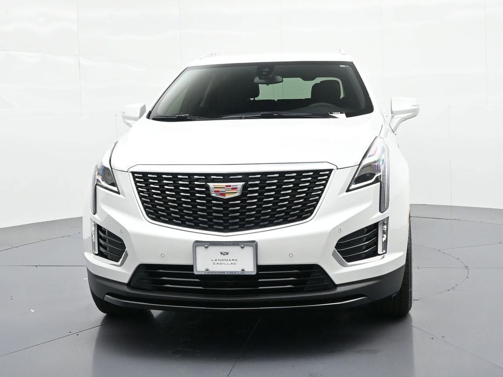2026 Cadillac XT5 Luxury