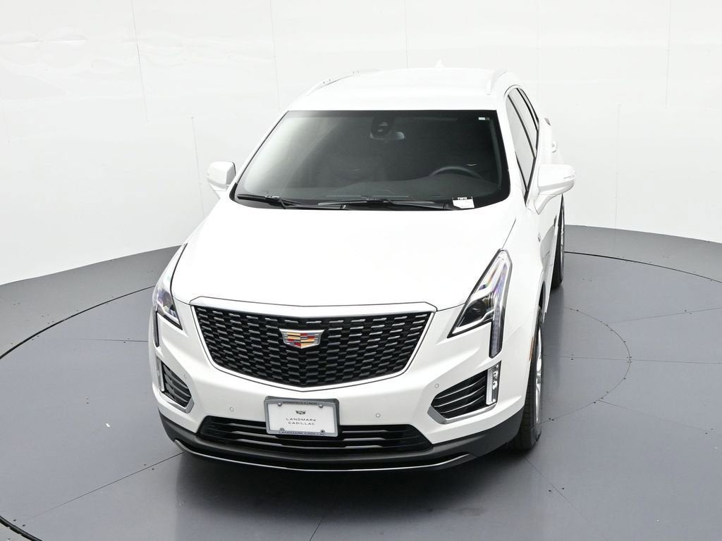 2026 Cadillac XT5 Luxury
