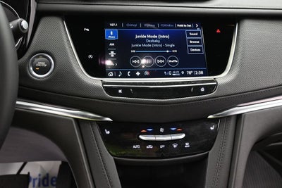 2026 Cadillac XT5 Luxury