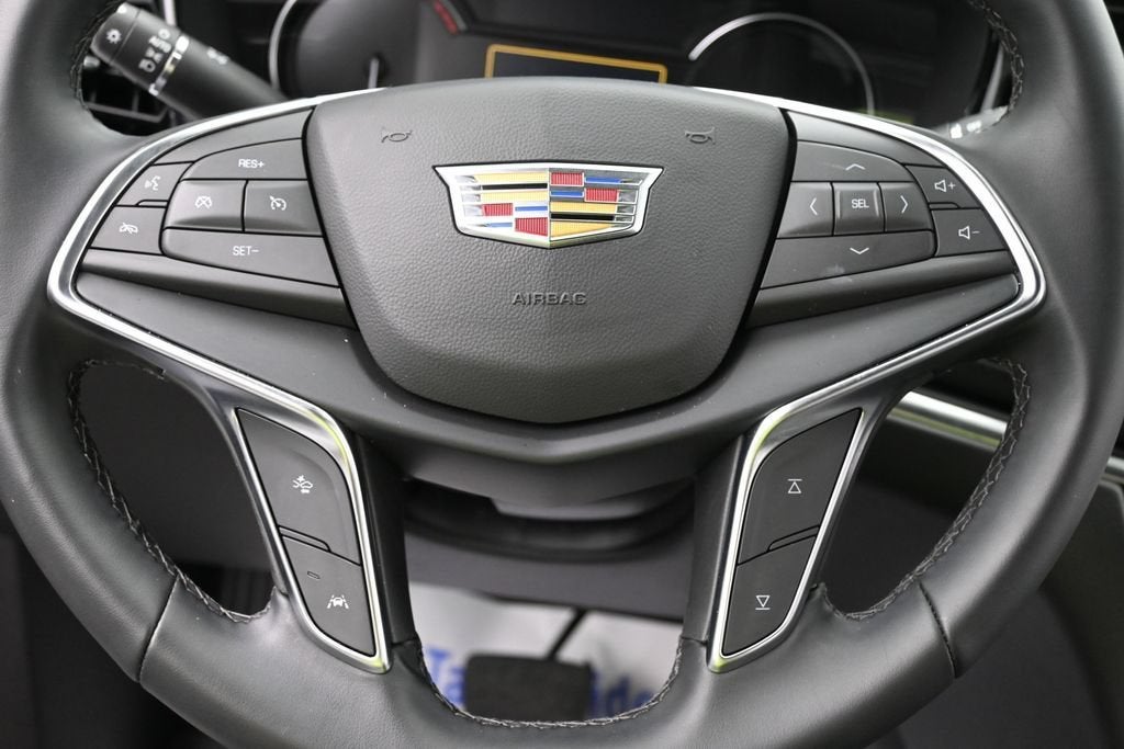 2026 Cadillac XT5 Luxury