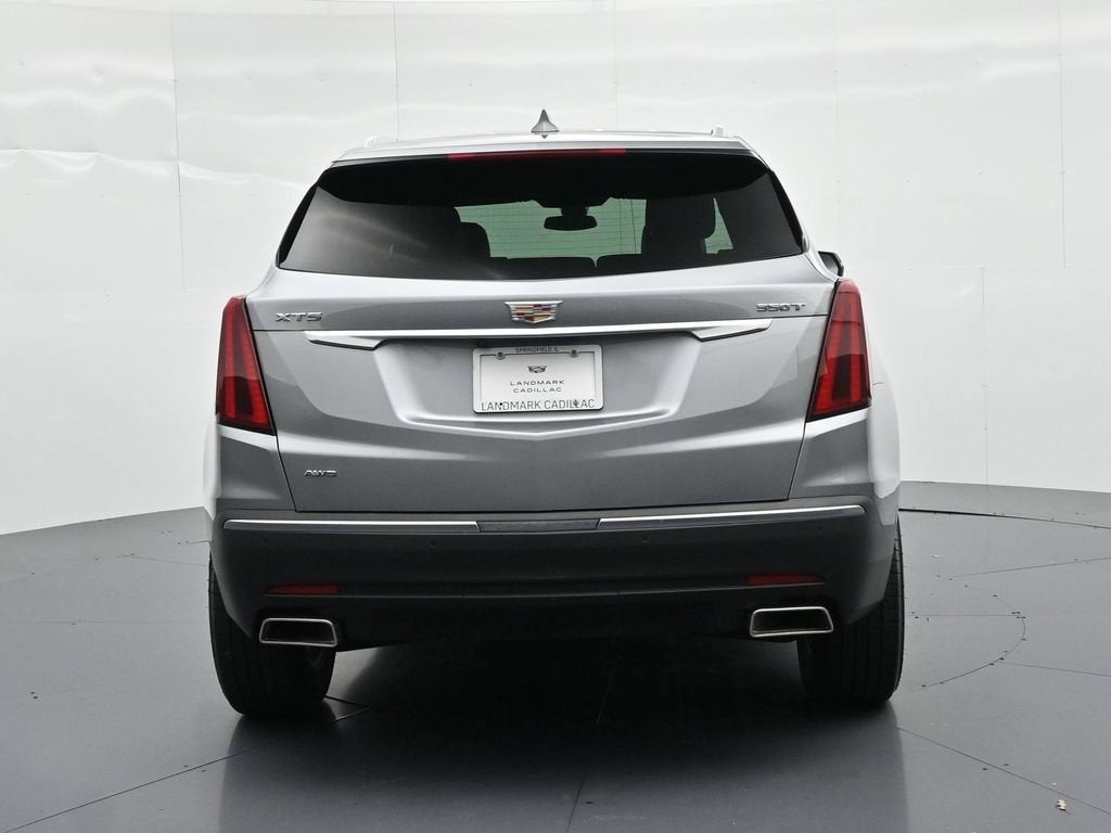2026 Cadillac XT5 Luxury