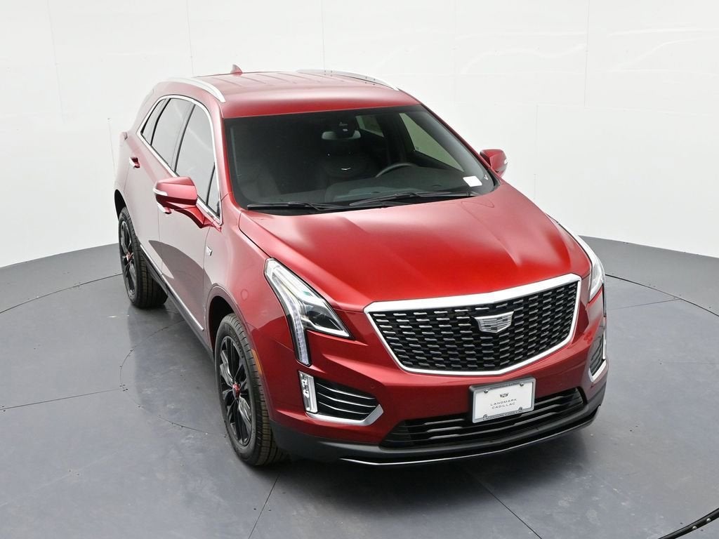 2025 Cadillac XT5 Luxury