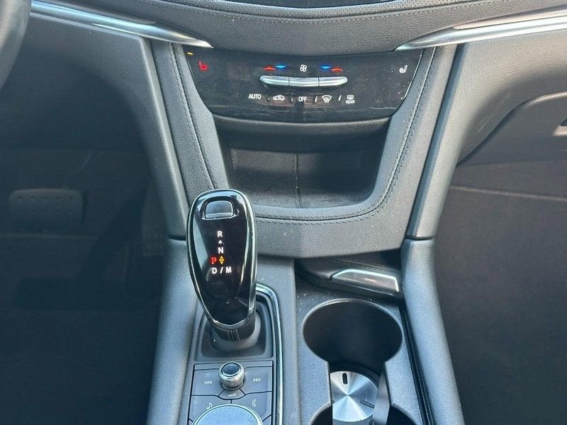 2025 Cadillac XT5 Luxury