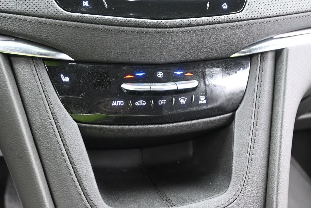 2023 Cadillac XT5 AWD Luxury
