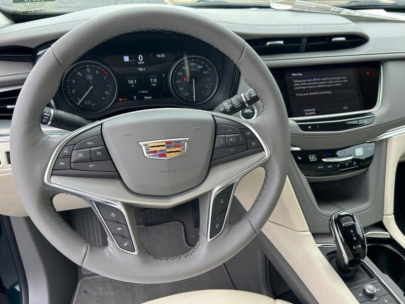 2025 Cadillac XT5 Premium Luxury