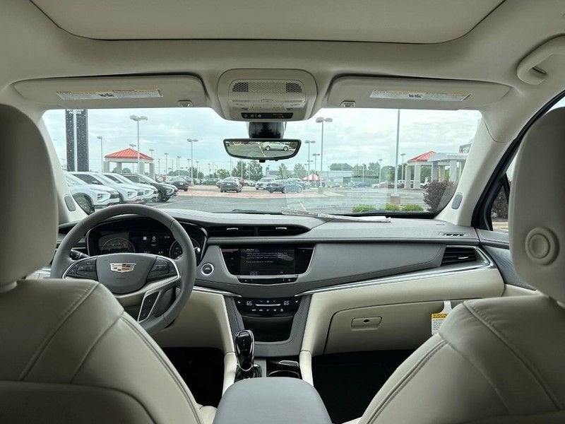 2025 Cadillac XT5 Premium Luxury