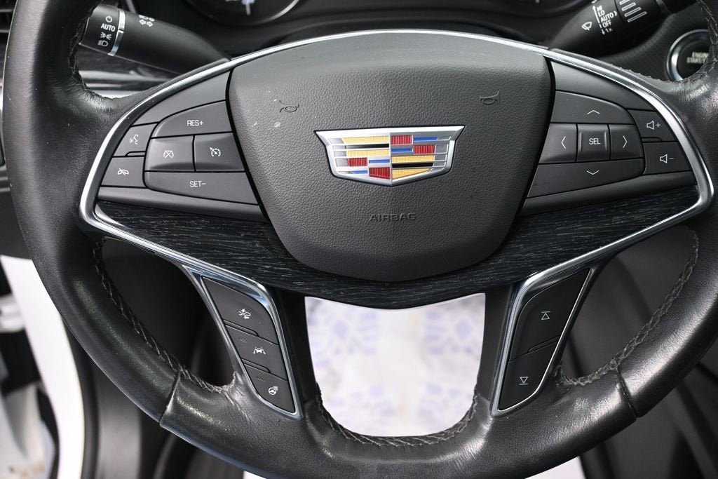2023 Cadillac XT5 Premium Luxury