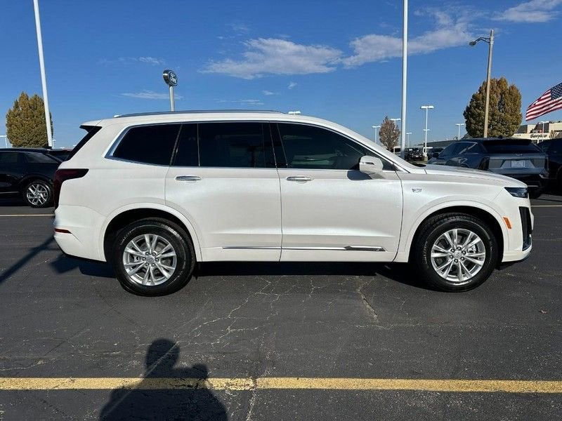 2025 Cadillac XT6 Luxury