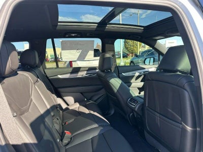 2025 Cadillac XT6 Luxury