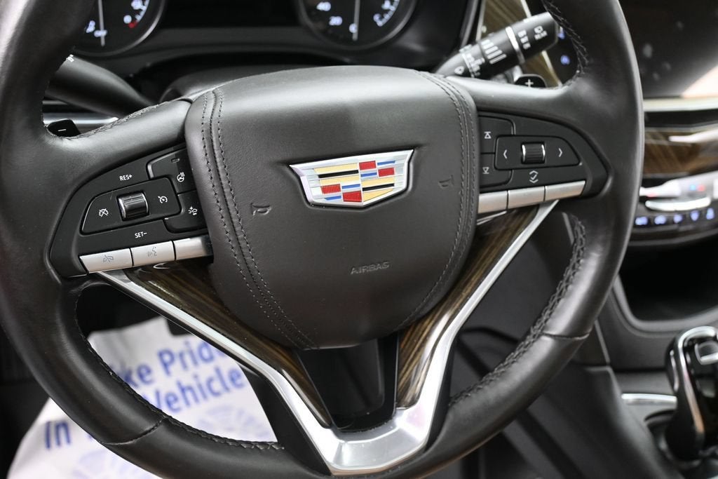 2022 Cadillac XT6 Premium Luxury