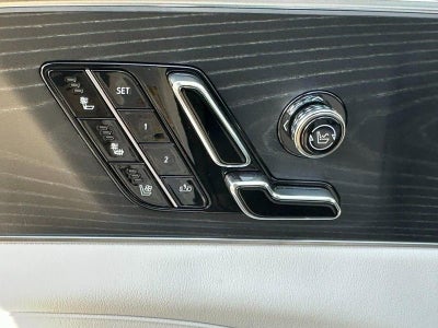 2026 Cadillac LYRIQ Premium Luxury