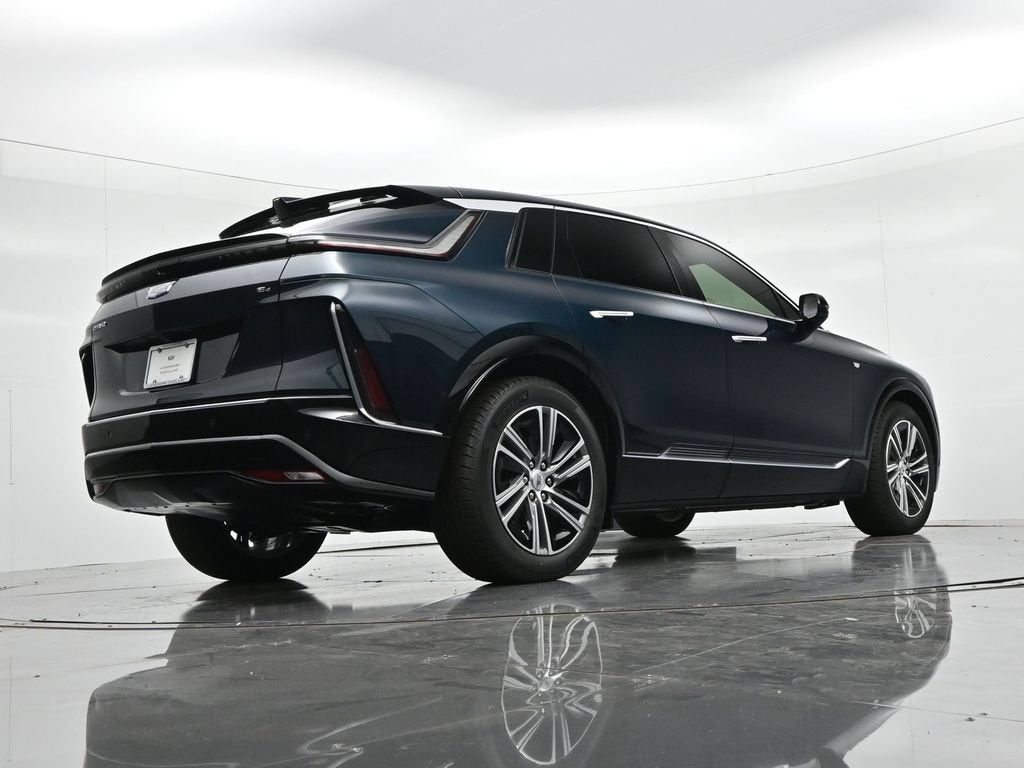 2027 Cadillac LYRIQ Premium Luxury