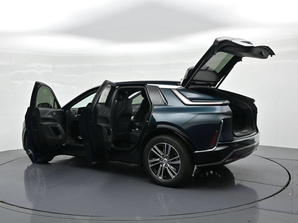 2027 Cadillac LYRIQ Premium Luxury