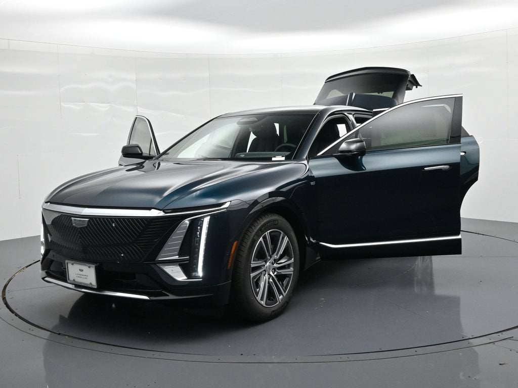 2027 Cadillac LYRIQ Premium Luxury