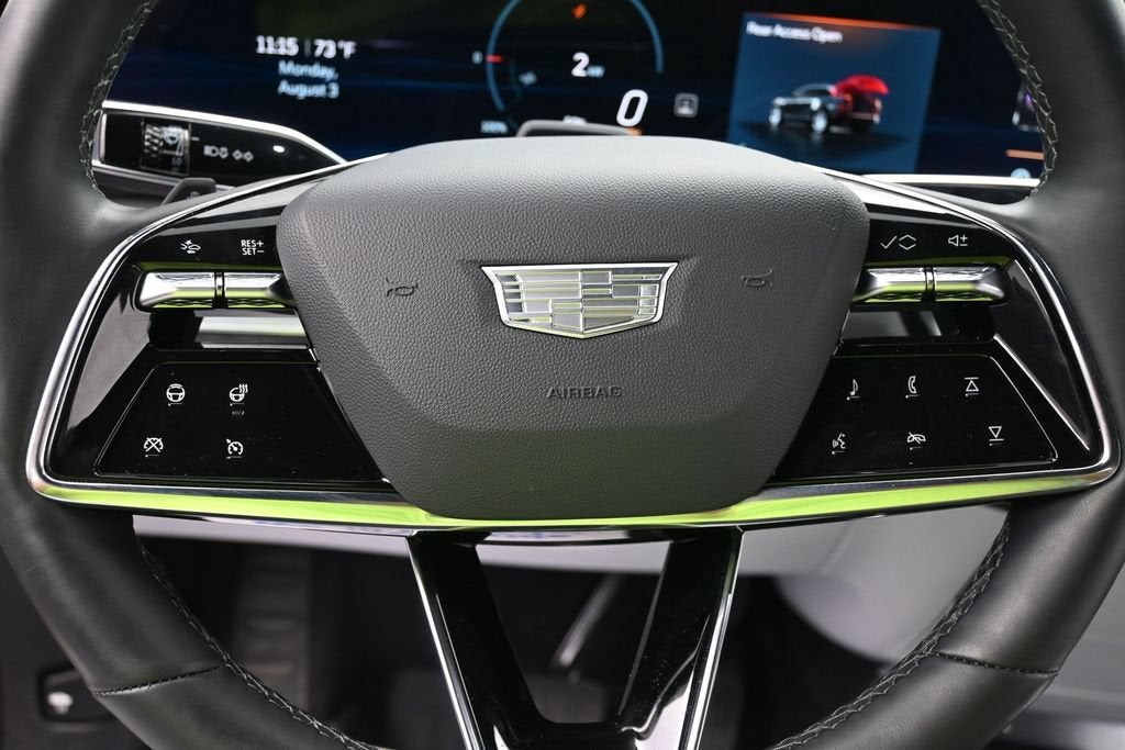 2024 Cadillac LYRIQ Luxury 2