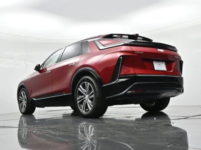 2024 Cadillac LYRIQ Luxury 2