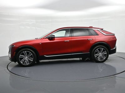 2024 Cadillac LYRIQ Luxury 2
