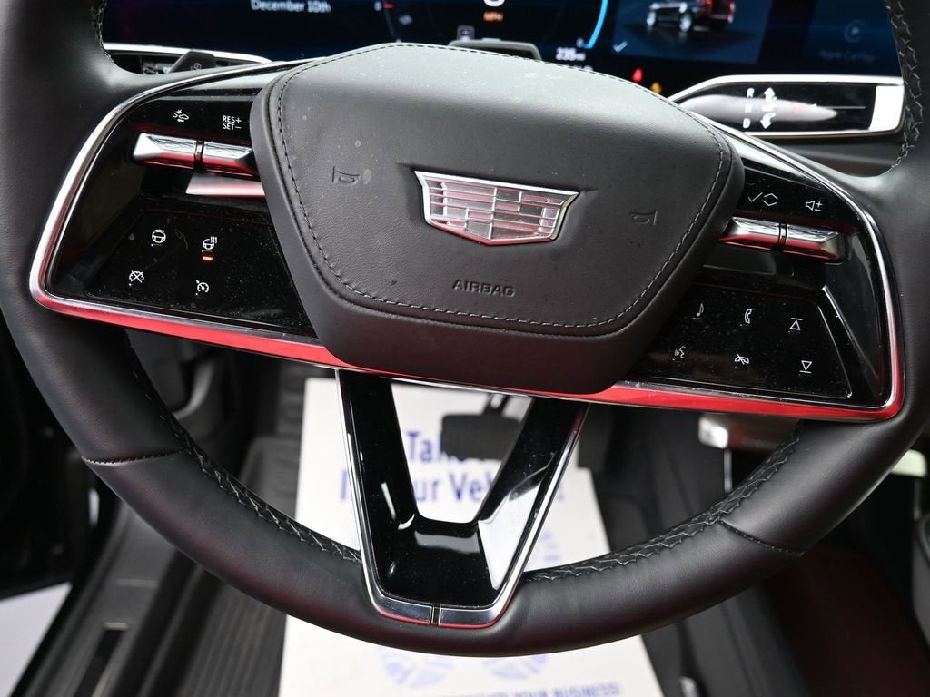 2024 Cadillac LYRIQ Luxury 3