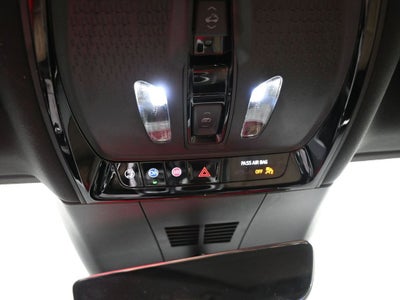 2024 Cadillac LYRIQ Luxury 3