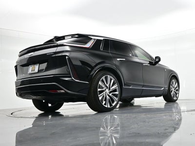 2024 Cadillac LYRIQ Luxury 3