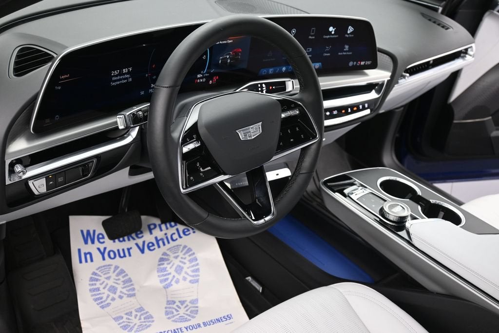 2024 Cadillac LYRIQ Sport 1