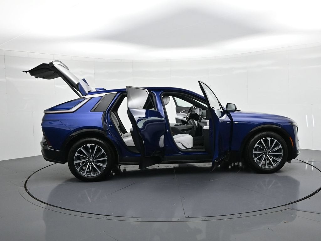 2024 Cadillac LYRIQ Sport 1