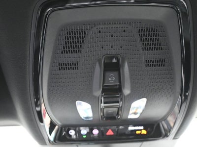 2025 Cadillac LYRIQ Luxury 3