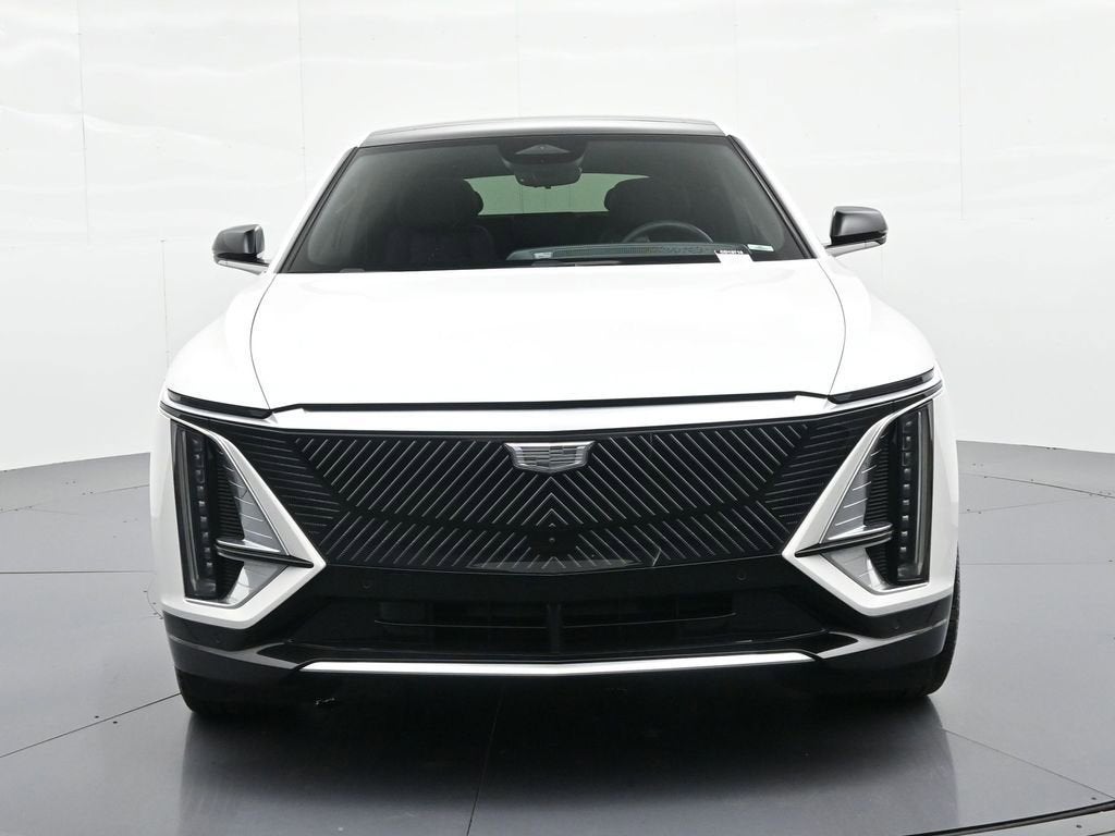 2025 Cadillac LYRIQ Luxury 3
