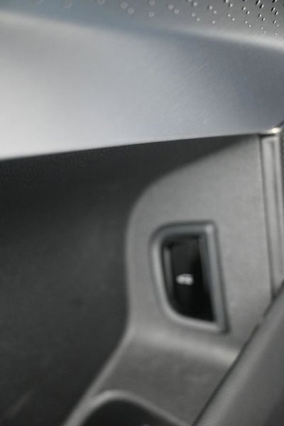 2025 Cadillac LYRIQ Luxury 3