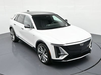 2025 Cadillac LYRIQ Luxury 3