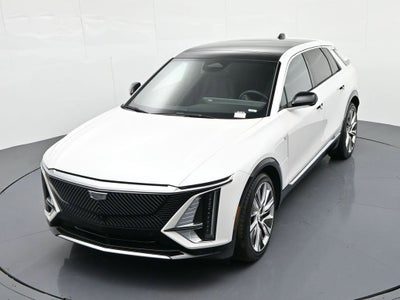 2025 Cadillac LYRIQ Luxury 3