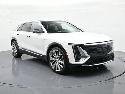 2025 Cadillac LYRIQ Luxury 3