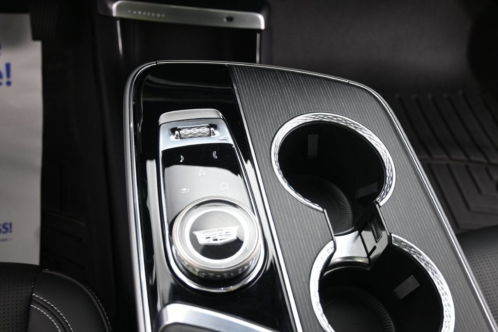 2024 Cadillac LYRIQ Sport 1