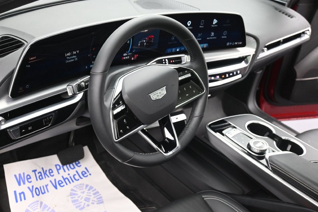 2024 Cadillac LYRIQ Sport 1