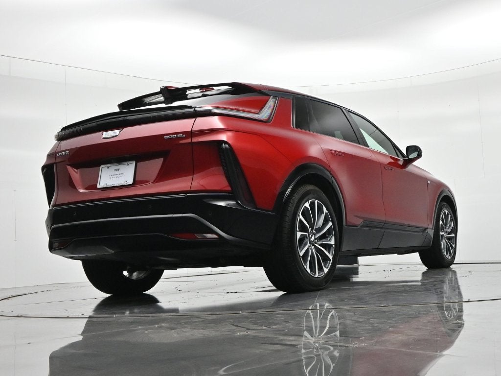2024 Cadillac LYRIQ Sport 1