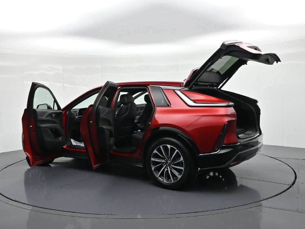 2024 Cadillac LYRIQ Sport 1