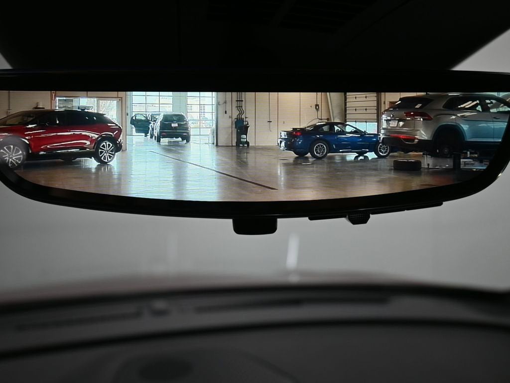 2026 Cadillac LYRIQ Premium Sport