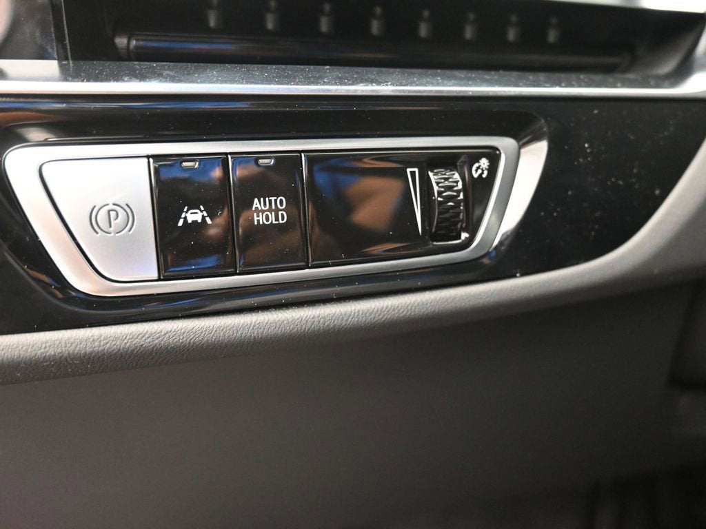 2026 Cadillac LYRIQ Premium Sport