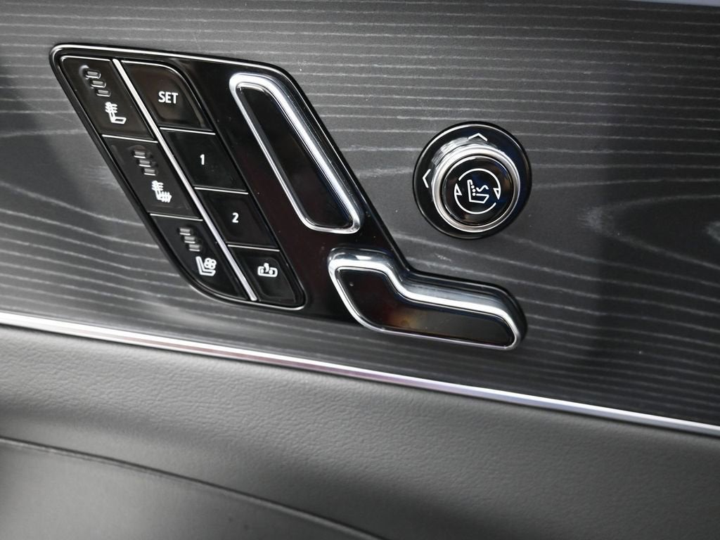 2026 Cadillac LYRIQ Premium Sport