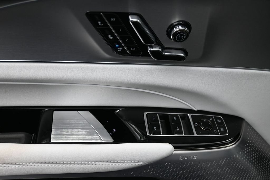 2027 Cadillac LYRIQ Premium Sport